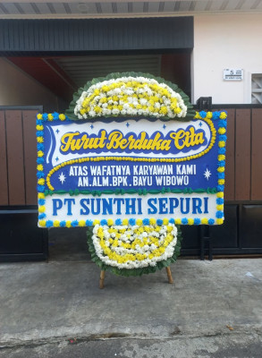 Papan Bunga Duka di Montong Gading